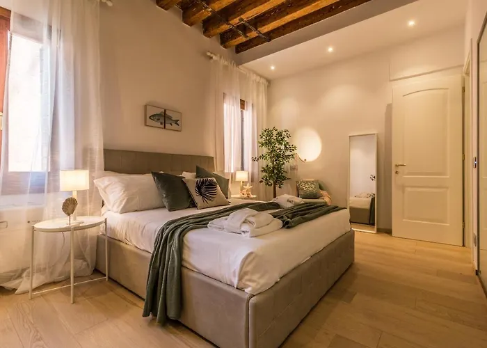 - Biennale 1 - 2 - 3