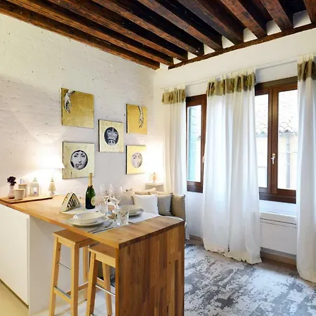 - Biennale 1 - 2 - 3 * Venedig