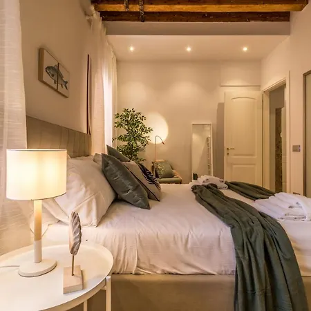 - Biennale 1 - 2 - 3 Appartement Venise